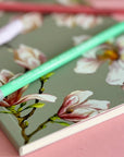 Cuadernillo A5 Deluxe (Puntos) - Magnolias