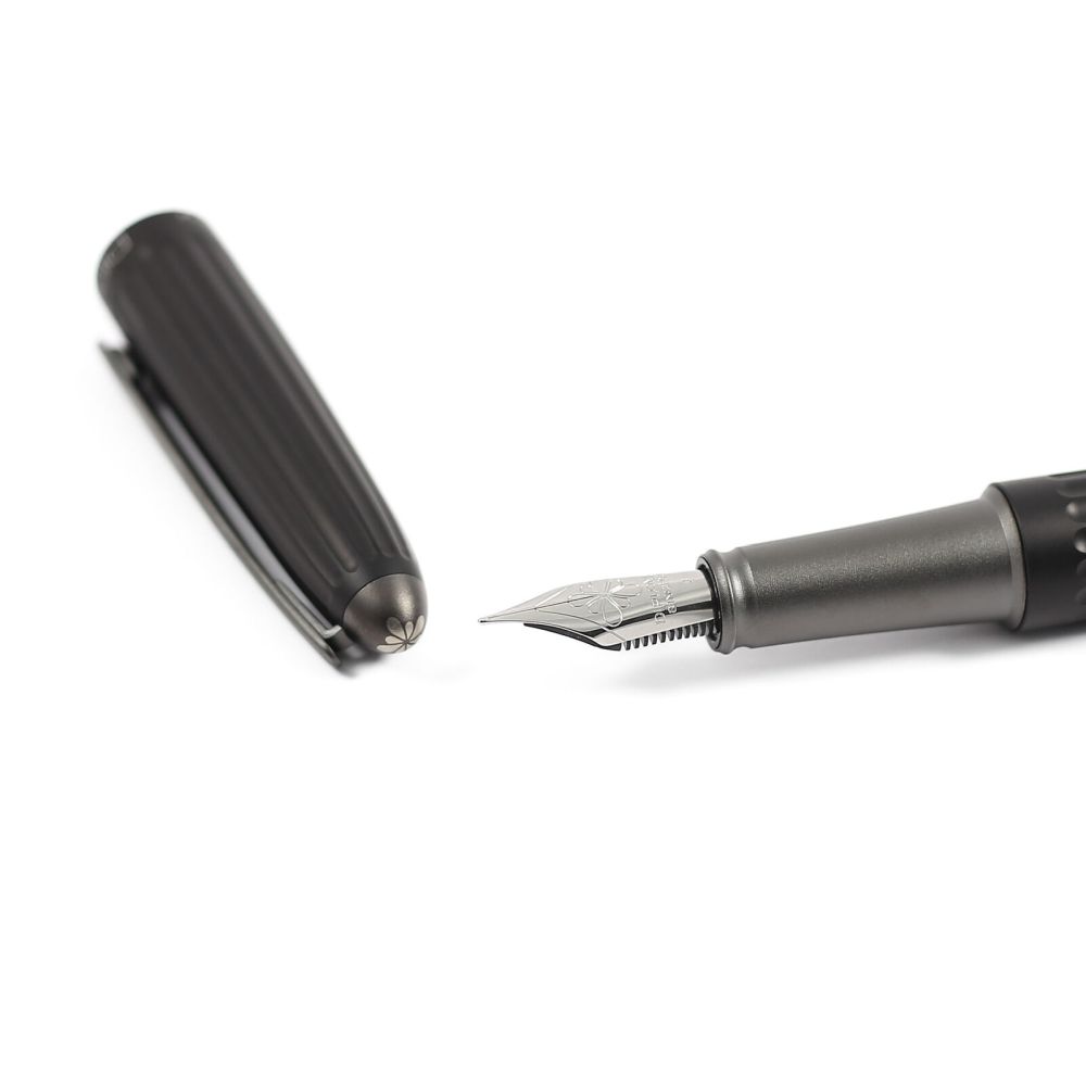 Pluma Fuente Aero - Negro (Black)