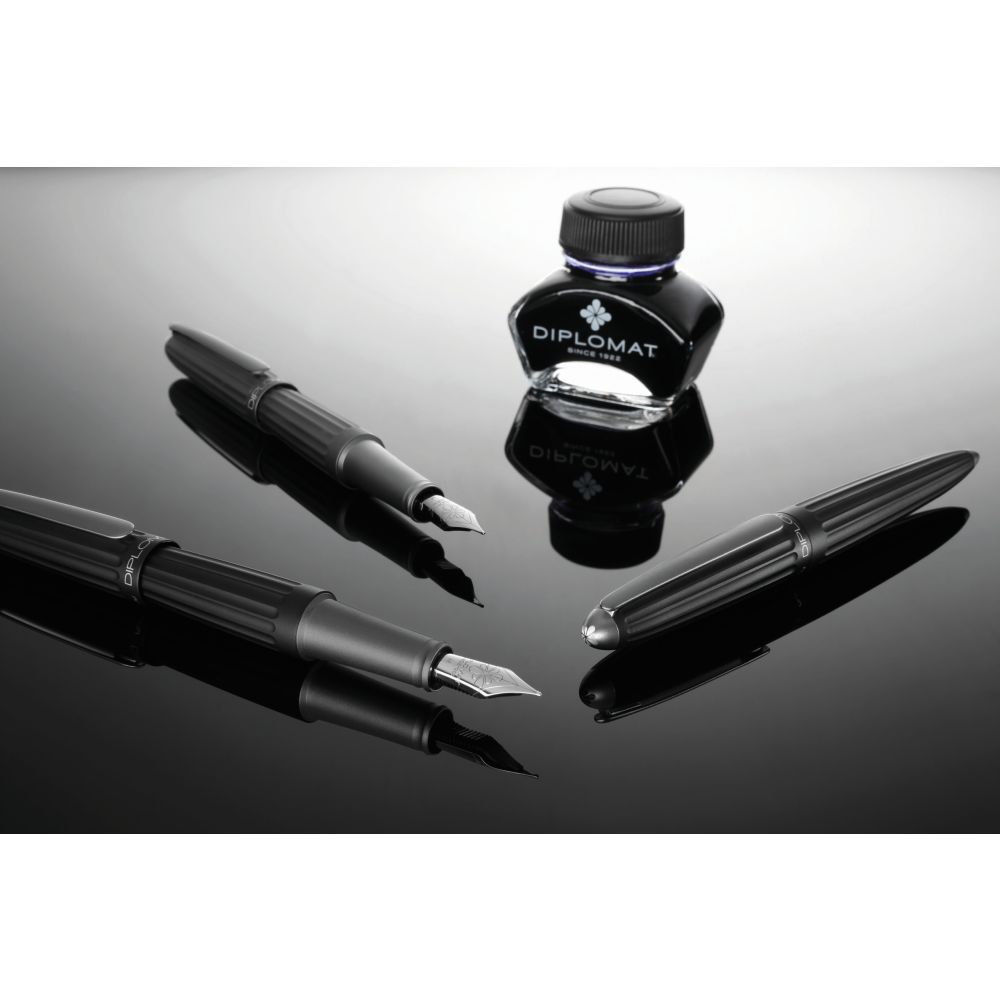 Pluma Fuente Aero - Negro (Black)