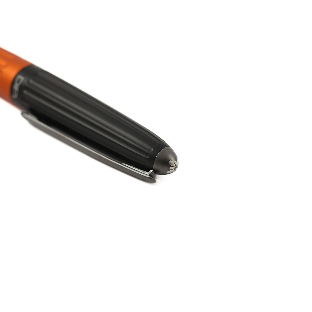Pluma Fuente Aero - Negro/Naranjo (Black/Orange)