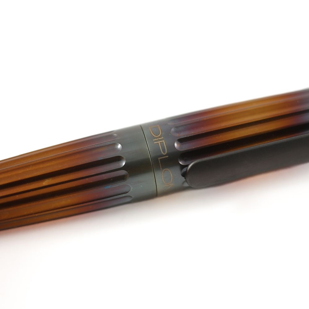 Pluma Fuente Aero - Steel Flame