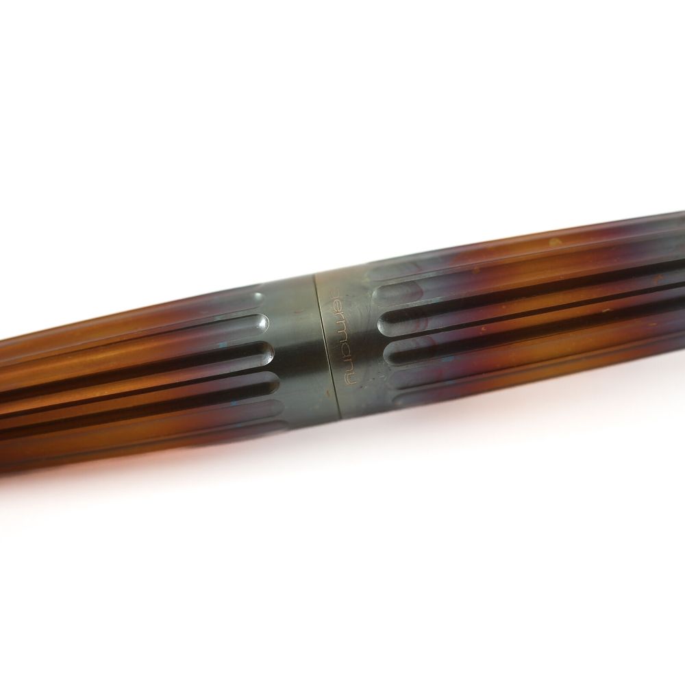 Pluma Fuente Aero - Steel Flame