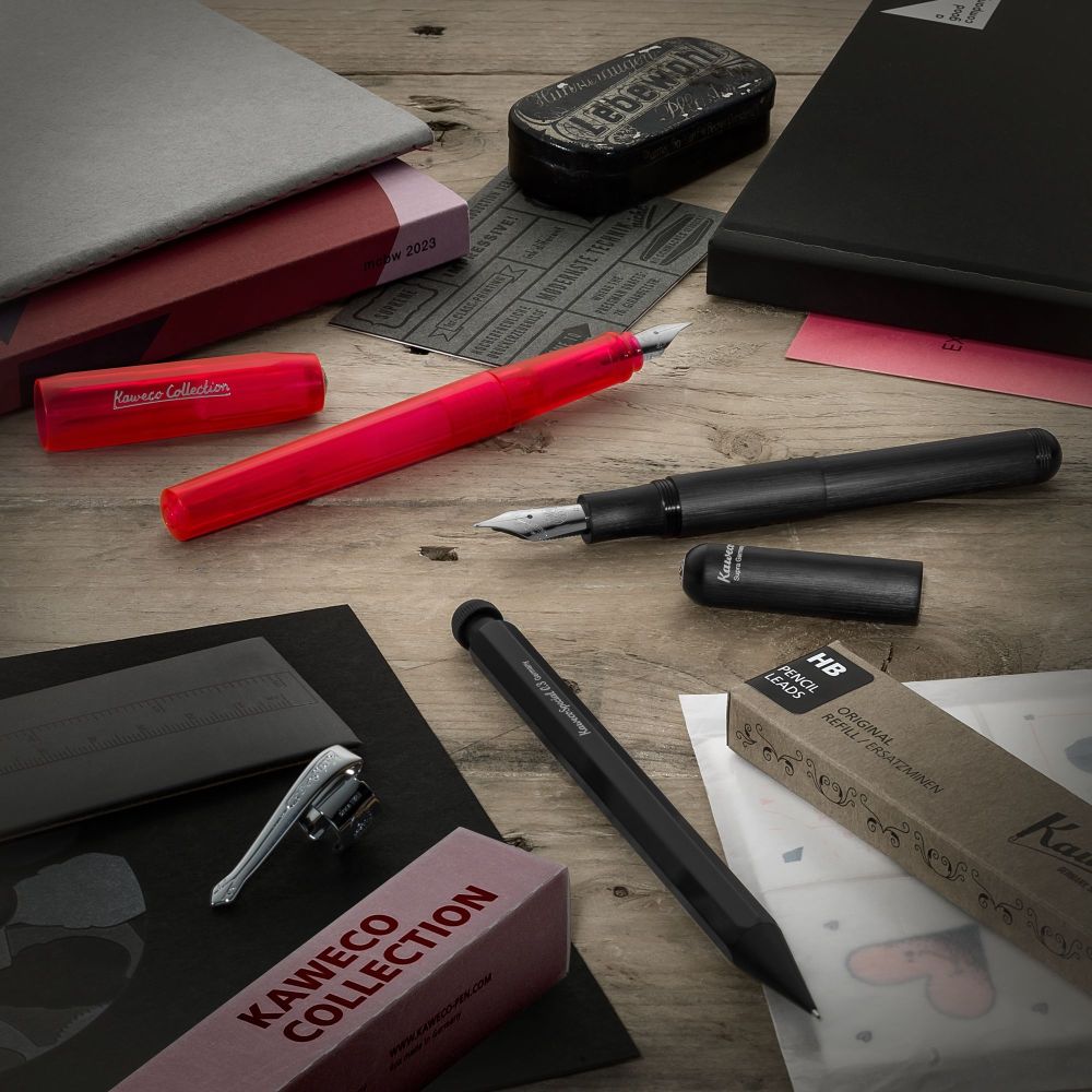 Pluma Fuente Supra - Black