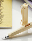 Pluma Fuente Safari Crema Ed. Especial
